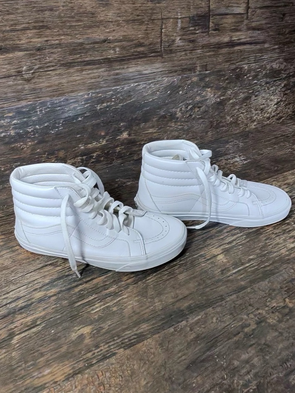 Vans Men’s White High-Top Athletic Sneakers